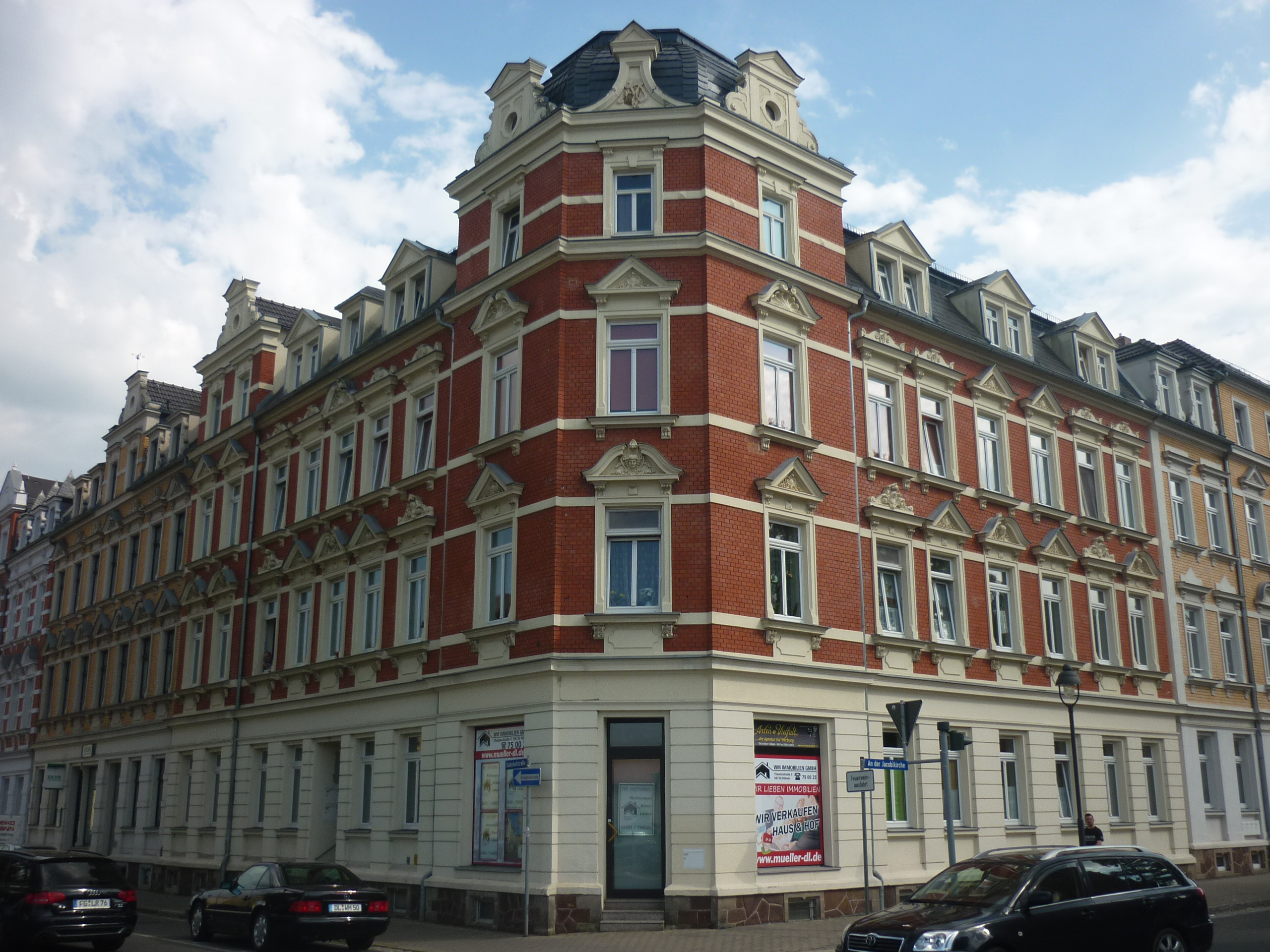 Zentrumsnah wohnen! 2-Raum-Wohnung mit Tageslichtbad und Wanne