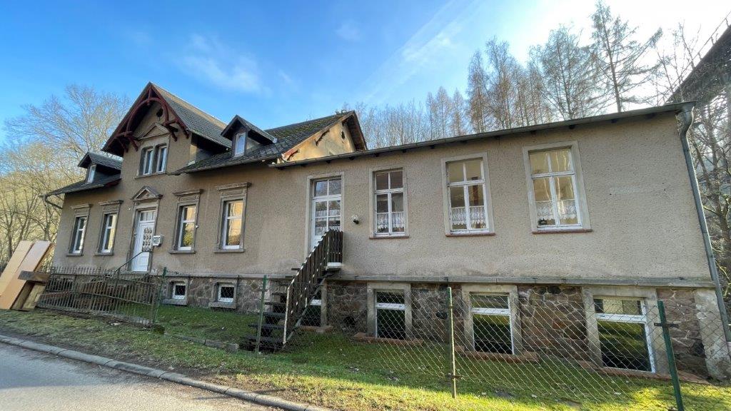 Großzügige Wohn- und Gewerbeimmobilie mit viel Potenzial in Waldheim zu verkaufen