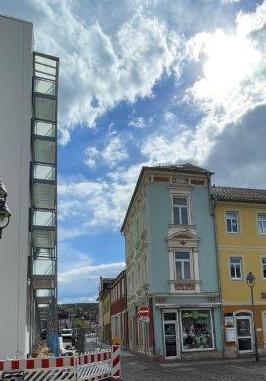 Ab in die Mitte! Zwei benachbarte Reihenhäuser im Döbelner Stadtzentrum zum Verkauf