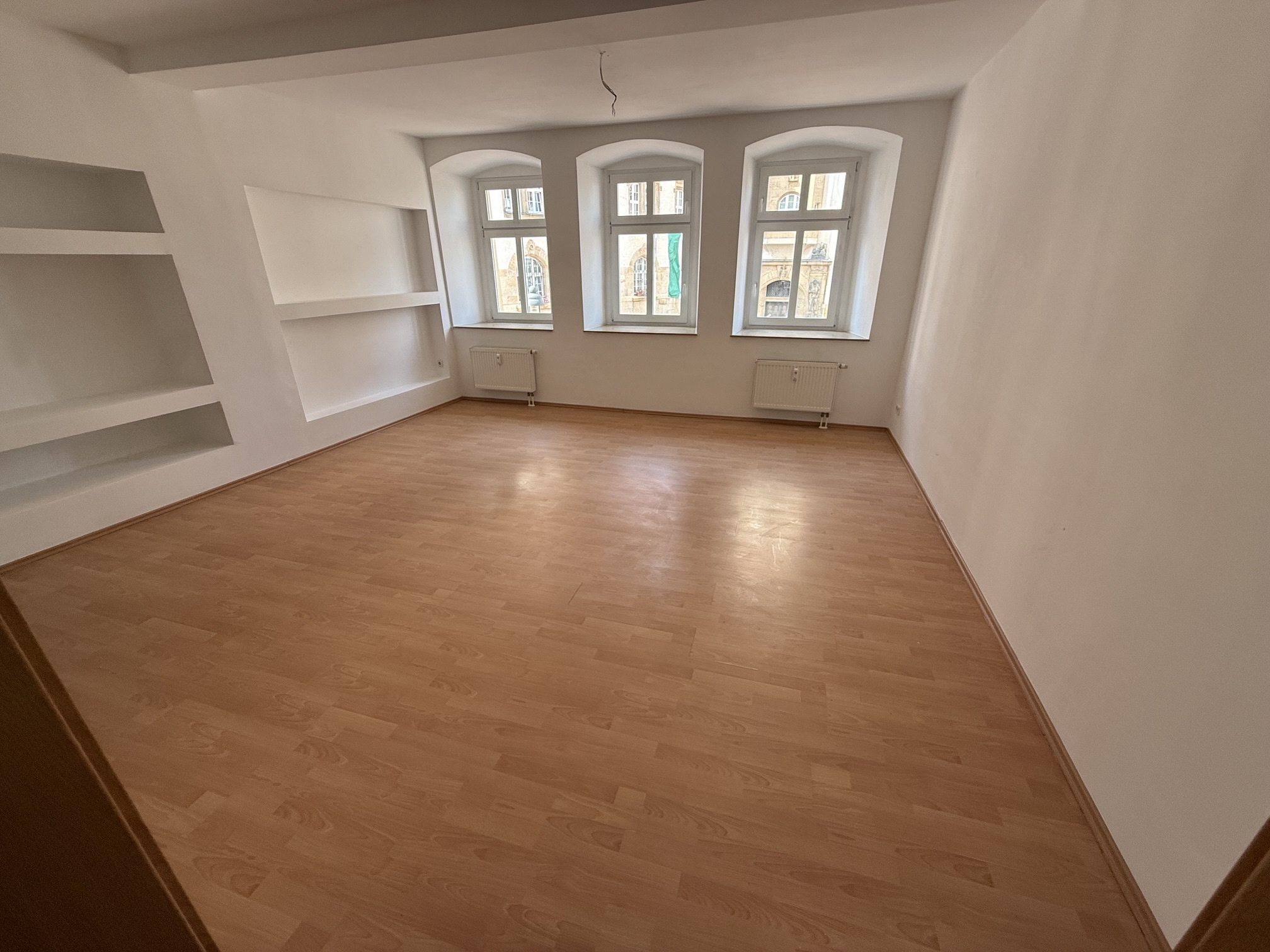 Zentraler gehts nicht! Individuelle 2-Raum-Wohnung am Obermarkt